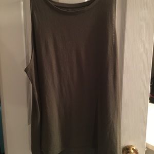 Olive Old Navy tank (hi-lo style)